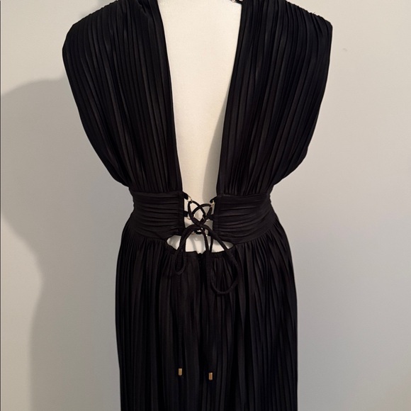 Sabina Musayev Never worn pleated dress. Black. - Picture 3 of 13